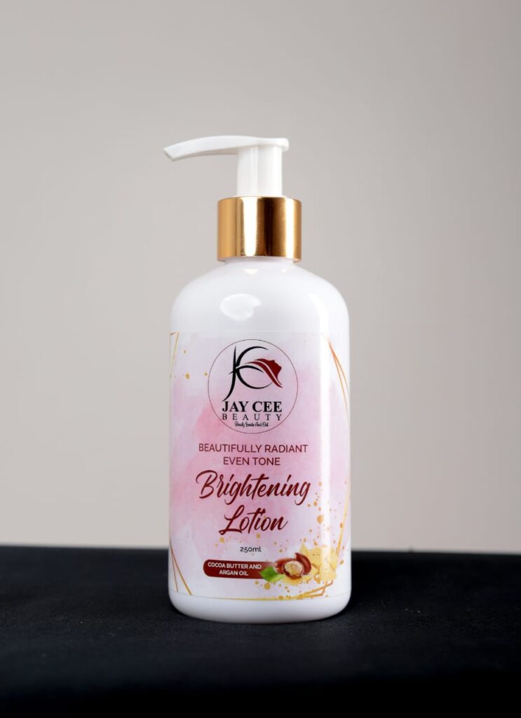 250ml Brightening Lotion Cocoa butter & Sweet Almond Oil